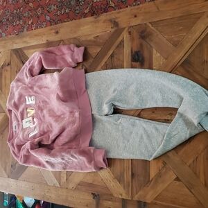 2 pcs Epic Threads  Love Fleece Top & So leggings with a pop of Glitter size med